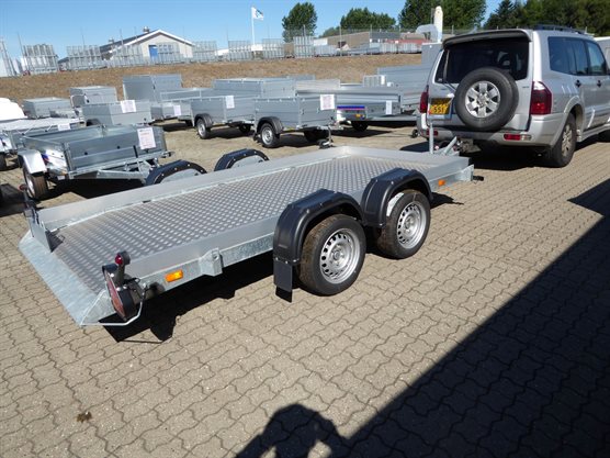 Husky 3500 sænkbar trailer med aludørk bund